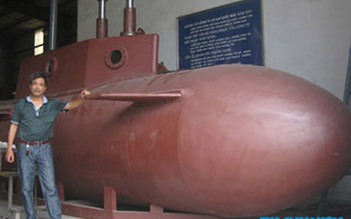 Tàu ngầm Việt tự chế 'Trường Sa': Đường nào ra biển ?