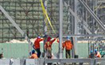Hàng ngàn công nhân trở lại làm việc tại Khu kinh tế Vũng Áng