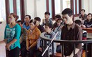 Trả hồ sơ vụ giết người còn nhiều uẩn khúc