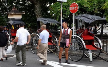 Nhật Bản với xe kéo và phố Gion