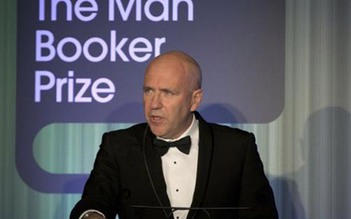 Nhà văn Úc Richard Flanagan nhận giải Man Booker 2014