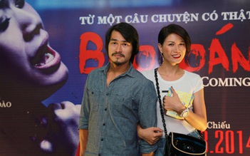 Vắng bạn trai Việt kiều, Trang Trần cặp kè 'trai lạ' đi xem phim ma