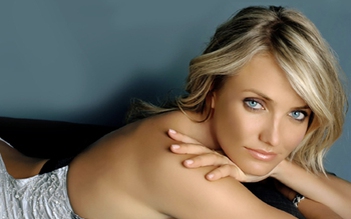 Cameron Diaz thú nhận từng ngủ với phụ nữ