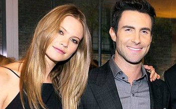 Người mẫu Victoria's Secret nóng lòng sinh con cho Adam Levine