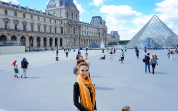Theo chân hoa hậu châu Á gốc Việt Jennifer Chung khám phá chợ trời Paris