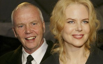 Cha ruột Nicole Kidman qua đời vì ngã lầu khách sạn ở Singapore