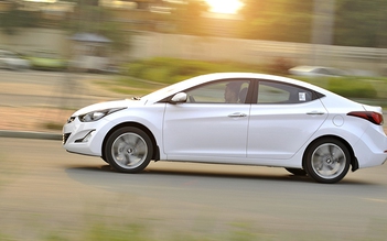 Hyundai nâng cấp Elantra 2014, giá từ 649 triệu đồng
