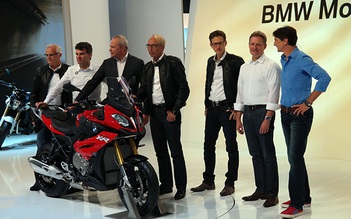 BMW trình làng S1000XR 2015 – thách thức Ducati Multistrada