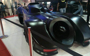 Mercedes S-Class ‘lột xác’ thành Batmobile