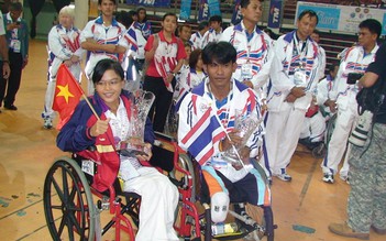 Nguyễn Thị Sari phá kỷ lục Para Games