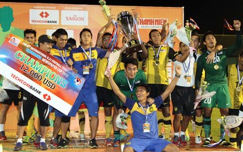 U.21 Malaysia vô địch U.21 quốc tế Báo Thanh Niên 2012