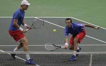 CH Czech tiến sát ngôi vương Davis Cup 2012