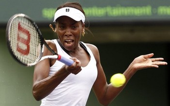 Venus Williams hồi sinh, Azarenka vẫn bất bại