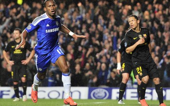 Drogba lập công, Chelsea giành lợi thế mong manh