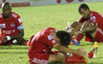 Vòng cuối lượt đi V-League Eximbank 2012: Đà Nẵng lên đầu bảng