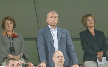 Ông chủ Abramovich không hài lòng với Chelsea