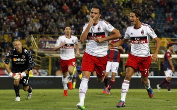 Tân binh Pazzini tỏa sáng giúp AC Milan chiến thắng