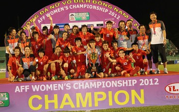 Hạ Myanmar trên chấm 11m, nữ Việt Nam vô địch Đông Nam Á