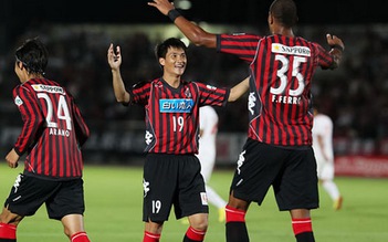 Công Vinh đã có bàn thắng chính thức cho Consadole Sapporo