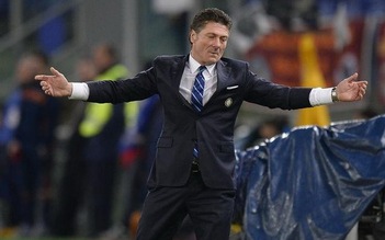 Inter bất ngờ sa thải HLV Mazzarri để tái hợp với Mancini