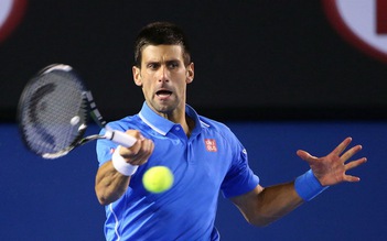 Djokovic đánh bại ĐKVĐ Wawrinka để vào chung kết Úc mở rộng
