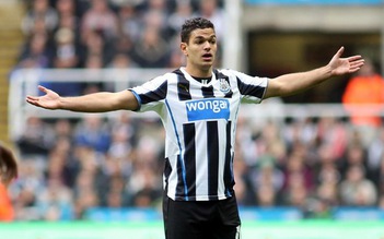 Ben Arfa bỗng trở thành tù nhân của FIFA