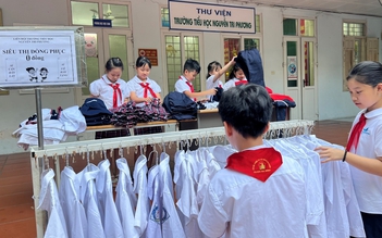 Trường học ở Hà Nội mở 'siêu thị đồng phục 0 đồng'