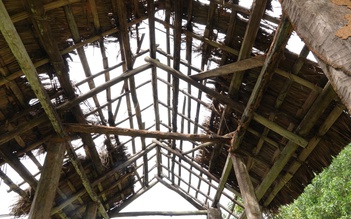 Khu bảo tồn văn hóa Hrê ở thôn Làng Teng đang hư hỏng, xuống cấp