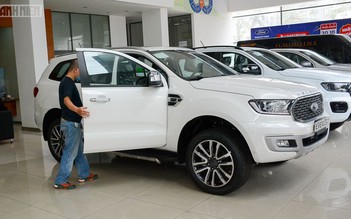 Xả hàng tồn kho, giá bán Ford Everest 2022 giảm gần 100 triệu đồng