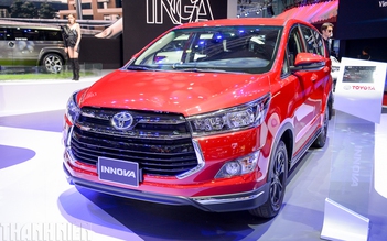 Nỗ lực vớt vát doanh số, Toyota Innova giảm giá 100 triệu đồng