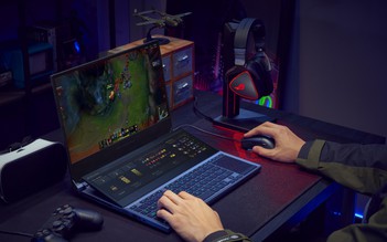 ASUS ROG giới thiệu Zephyrus Duo 15 - Laptop game hai màn hình