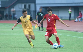 Kết quả U.19 Việt Nam 4-0 U.19 Brunei: Thắng trong thế trận chỉ còn 10 cầu thủ