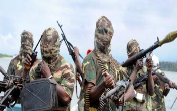 Boko Haram bắt cóc 2.000 phụ nữ, khiến 800.000 trẻ em lang thang