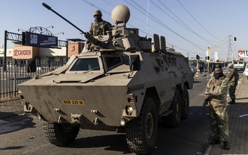 Nam Phi nói có âm mưu lật đổ chính quyền trong cuộc bất ổn