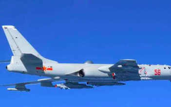 Ba oanh tạc cơ Trung Quốc mang tên lửa hành trình bay gần Nhật Bản