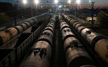 Nga tăng tốc cung cấp xăng dầu cho binh sĩ tại Ukraine