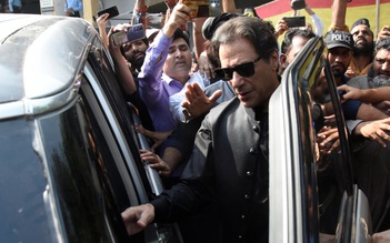 Cựu Thủ tướng Khan bị cấm tranh cử ở Pakistan 5 năm vì cáo buộc quà cáp