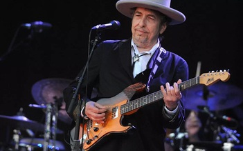 Bob Dylan tiết lộ yêu mến Little Richard và sáng tác nhạc trong...khách sạn
