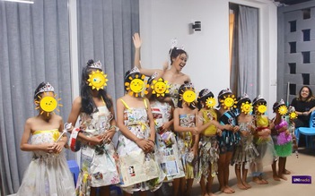 Hoa hậu Khánh Vân giữ lời hứa, tặng vương miện cho trẻ kém may mắn