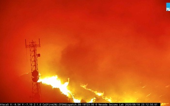 Trực thăng rơi khi chữa cháy rừng California, phi công thiệt mạng
