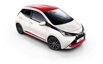 Xe nhỏ Toyota Aygo có phiên bản mới, giá từ 14.700 USD