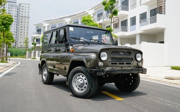 Chi tiết UAZ Hunter: SUV không túi khí, không điều hòa