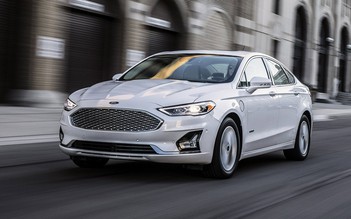 Ford Mondeo 2019 lộ diện tại Mỹ