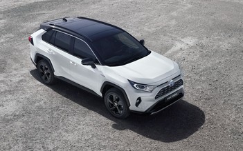 Toyota RAV4 thêm bản Hybrid có sức mạnh 219 mã lực