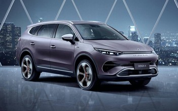 Xe điện Trung Quốc Denza X chạy 500 km mỗi lần sạc đầy