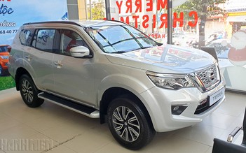 Nissan Terra giảm giá 120 triệu đồng, đua tranh doanh số