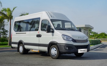 Ô tô 16 chỗ Iveco Daily tại Việt Nam có gì để đấu Ford Transit, Hyundai Solati?