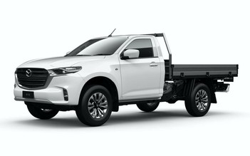 Mazda BT-50 2021 xuất hiện với diện mạo 'xấu lạ'