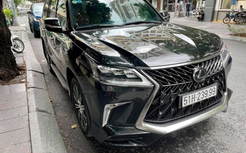 Bật ngửa với giá xe cũ Lexus LX570 MBS 2020 tại Việt Nam