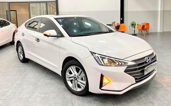 Hyundai Elantra chạy 'lướt' giá ngang Accent mới có nên mua?